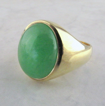 GENTS 14K YELLOW GOLD MID-CENTURY JADE RING $1,175.00 | StoneHome Estate  Jewelry